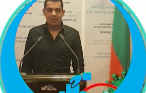 ужилените мнимия депутат надяват върнат парите