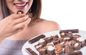 сладка работа 100 хил долара заплата годишно ядеш бонбони