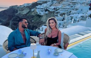 Златка Карен Санторини