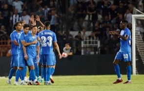 Левски ПАОК