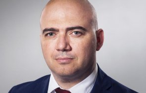 илин димитров служебен министър туризма