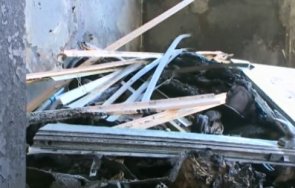 трагедия пожар остави младо семейство бебе без дом