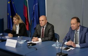 министърът външните работи николай милков представи екипа очерта основните приоритети