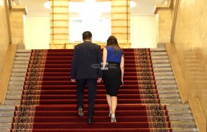 сашо диков мъж кирил петков щом остави лена обяснява сама снимката доживеем дискусии видеото парапета