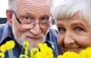 жените живеят дълго мъжете