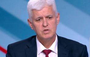 служебният военен министър враг съм безхаберието