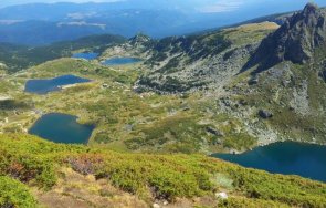 наглост румънци къпаха едно рилските езера