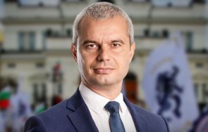 последните минути води листите възраждане