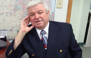 богатият българин америка милиардерът шефкет чападжиев дари апаратура болницата мадан