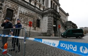 ван вряза тераса кафене брюксел шестима ранени снимка