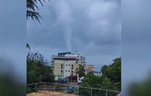 заснеха смерч морето ахтопол