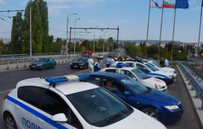 патрулки симулираха катастрофа аспаруховия мост заприщиха вдигнаха хеликоптер