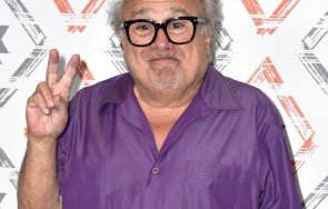 гигантът холивудските комедии дани девито висок 147