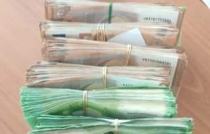 пачки спипаха турчин недекларирана валута 145 000 лева