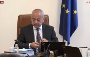 извънредно пик гълъб донев размаха пръст нинова киро асен призова министрите запазят самообладание обновена видео