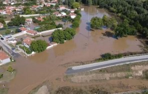 заради пороя 500 души евакуирани 120 наводнени къщи община марица