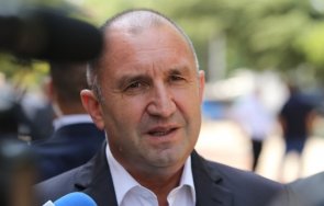 радев посети наводнените населени места карловско