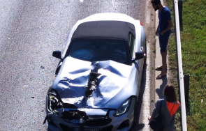 боклукчийски камион размаза кола софия