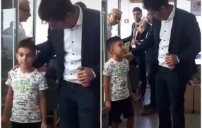 съсипа годишният дани просто киро възраждане бият добрите видео