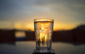 често будите жадни посред нощ причината