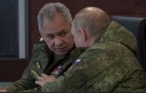 путин наблюдава стратегическите командно щабни учения восток 2022 видео