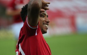 голмайсторът цска кани левски