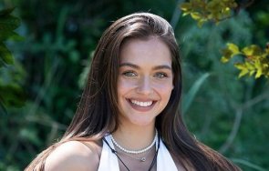 мирела игри волята чисто гола фотосесия снимка