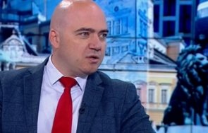 туристическият бранш скочи министъра насилственото обединение
