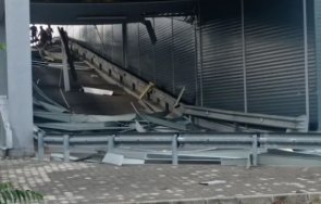 вижте причини ураганът един моловете бургас снимки