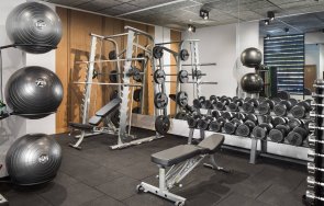 мвр ударно обзавежда фитнеси