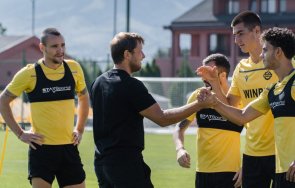 феновете ботев поканиха кмета пловдив среща строежа стадиона