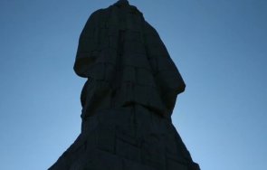 альоша потъна мрак навечерието деня независимостта