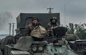 ексклузивно мобилизацията русия върви пълна сила тълпи запасняци военните комисариати якутия чечня видео