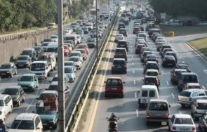 0830 0930 извънредно пик първи данни трафика българия 0900 часа коли пътуват банкя слаб интерес чаталджа графика