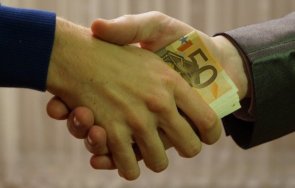 антикорупционната служба украйна извърши обиск дома олигарх свързван зеленски