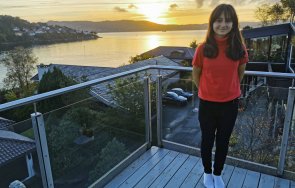 гордост талантливо българче норвегия нарисува райна княгиня снимка