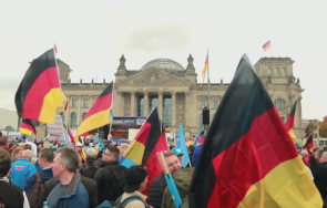 берлин хиляди протестираха против санкциите русия поскъпването живота