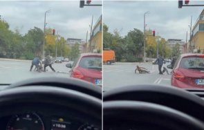 казанлък млатиха зрелищно оживено кръстовище метри полицията видео