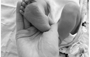 бившата джизъса показа бебето скри името