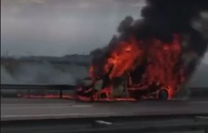 първо пик автомобил пламна факла изгоря основи северната тангента софия видео