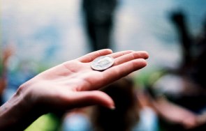 астролог съветва тайни неща станат явни добър знак намерите дребни монети герба нагоре