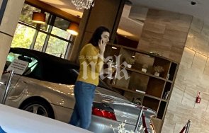 ексклузивно пик лена бориславова прикова погледите срещата депутатите раздава заповеди киро асен избягат пик снимки