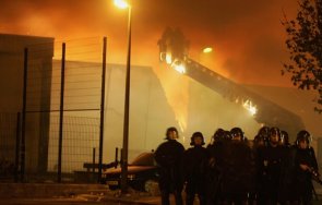 тежка техника включва гасенето пожара рудник мини марица изток