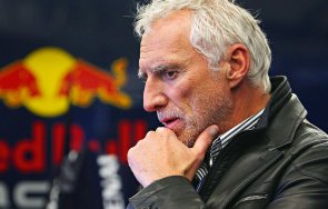 почина основателят ред бул