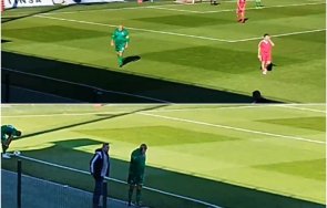 борисов рита футбол докато народното събрание тресе спират мача говори телефона снимки видео