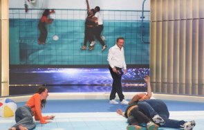 маги джанаварова скочи басейн облечена