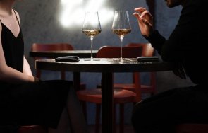 знака подсказват втора среща