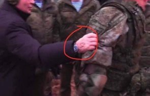 странен белег ръката путин отприщи нова сила слуховете неговото здраве