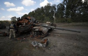 месеца война украйна върви победа