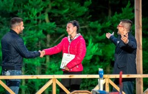 елена кузмова отпадна фермата